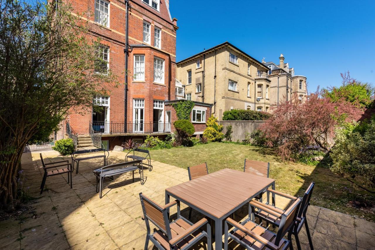 3 Bedroom Garden Apartment Opposite The Beach Brighton Екстер'єр фото