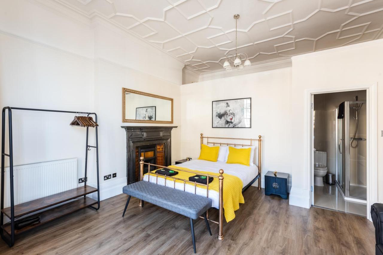 3 Bedroom Garden Apartment Opposite The Beach Brighton Екстер'єр фото