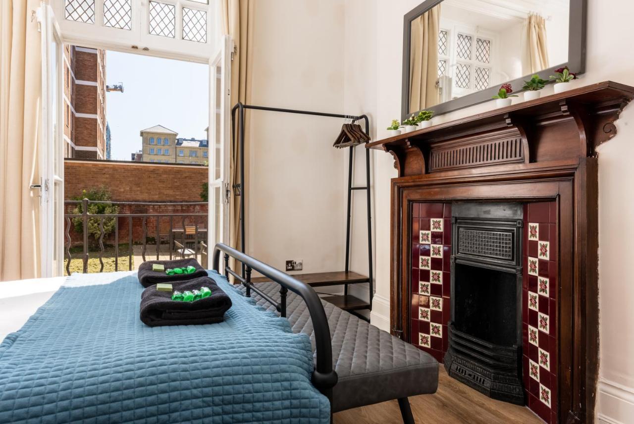3 Bedroom Garden Apartment Opposite The Beach Brighton Екстер'єр фото